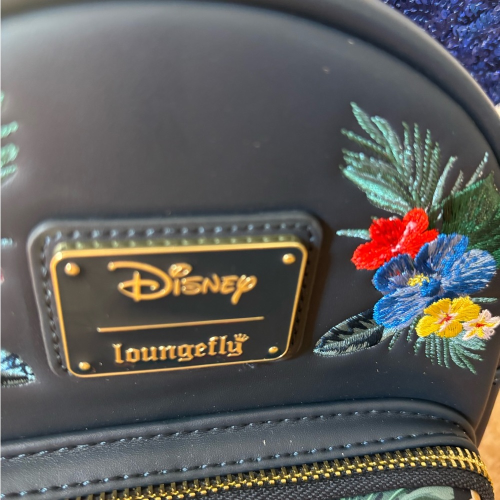 Aloha Mickey Disney Loungefly Convertible Limited Edition 1000 Bag - Picture 7 of 11